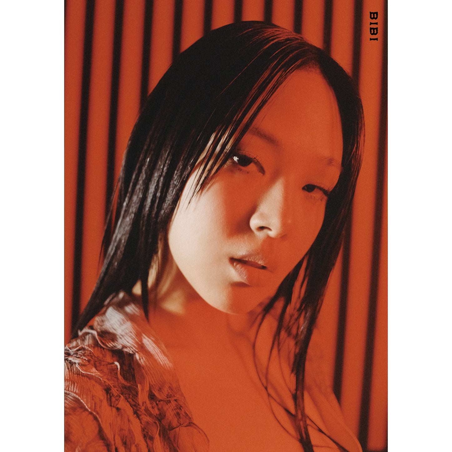 BIBI 1ST ALBUM 'LOWLIFE PRINCESS: NOIR' 애 COVER
