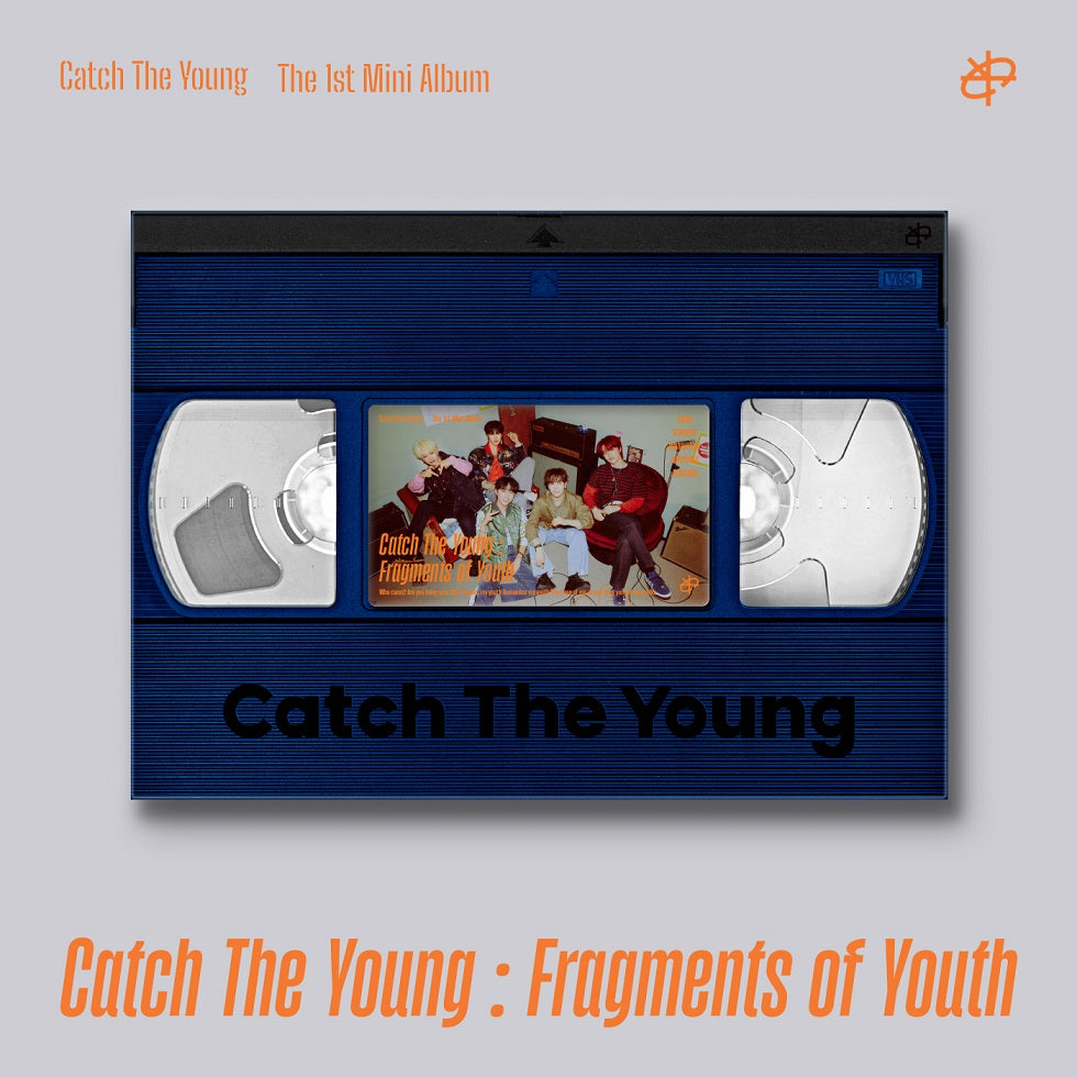 CATCH THE YOUNG 1ST MINI ALBUM 'CATCH THE YOUNG : FRAGMENTS OF YOUTH' COVER
