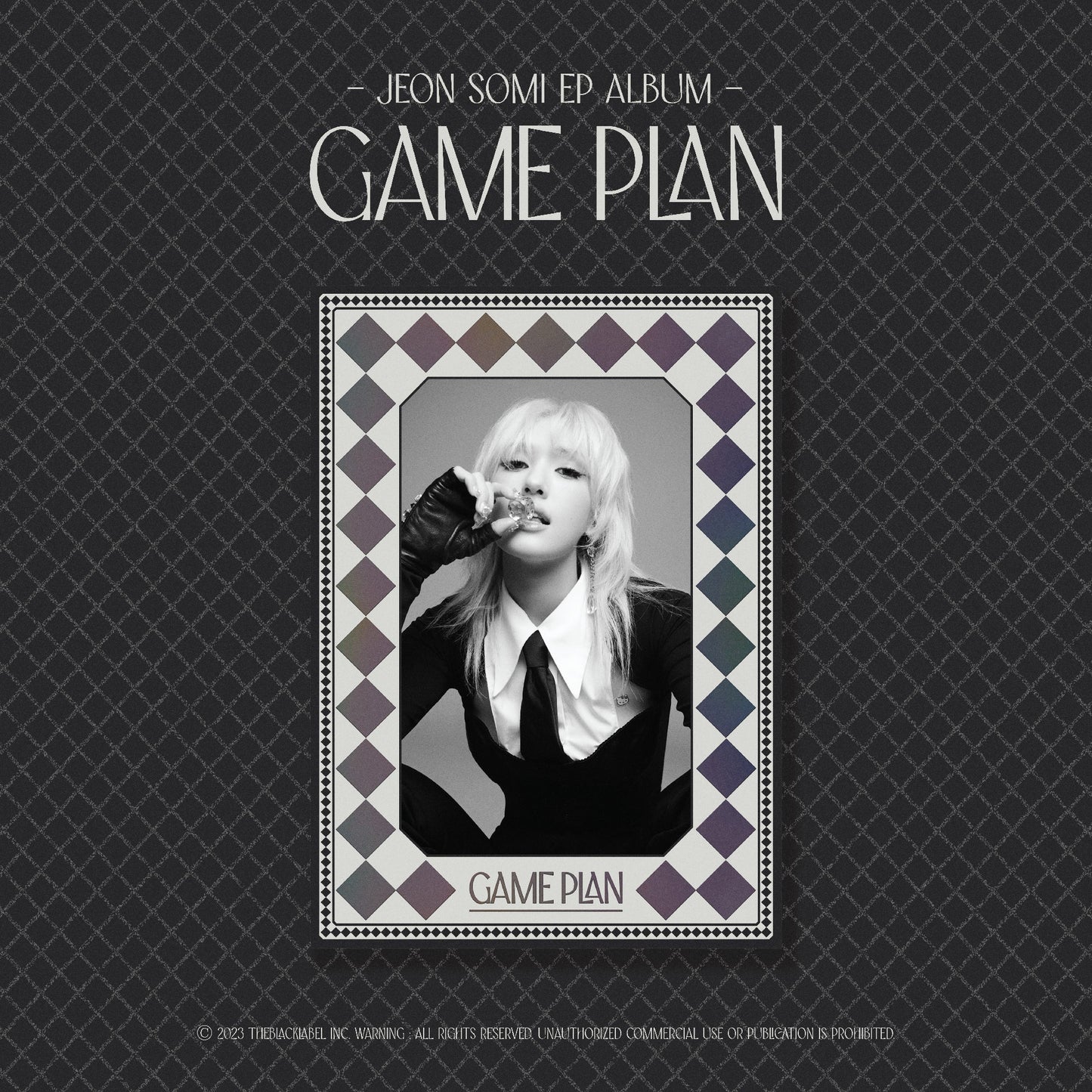 JEON SOMI EP ALBUM 'GAME PLAN' (PHOTOBOOK) BLACK VERSION COVER